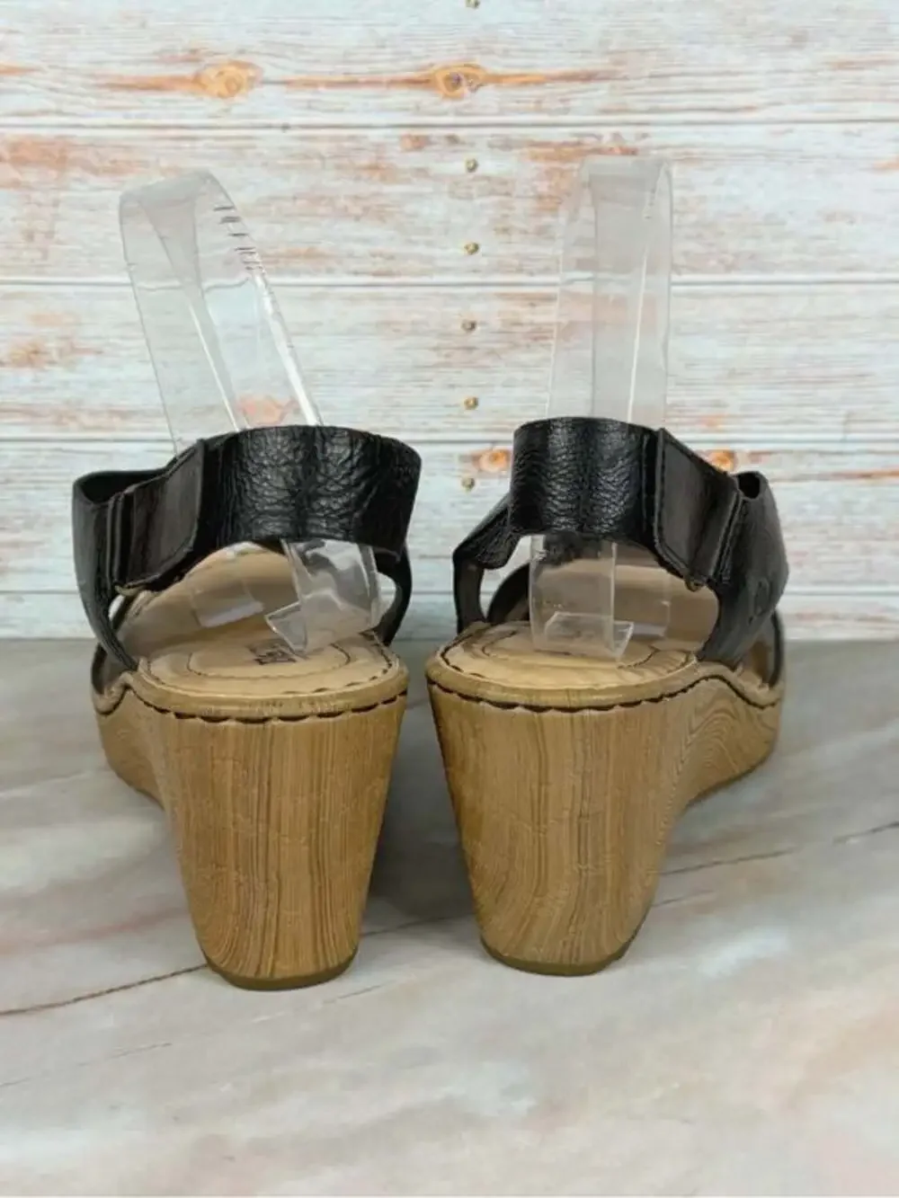Born comfortable black